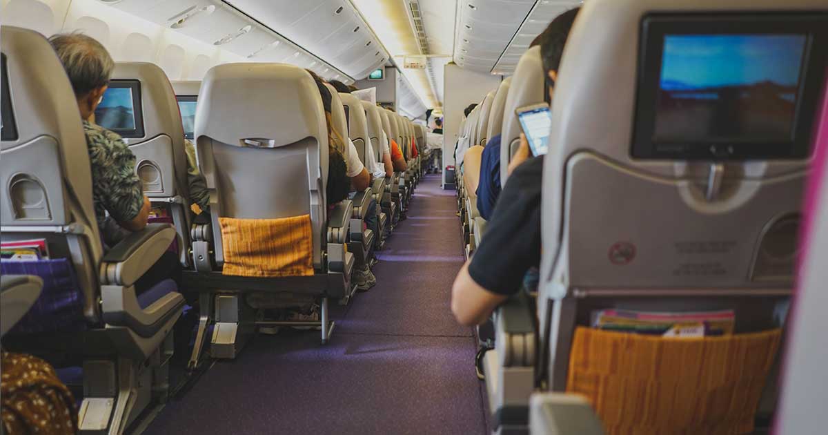 best-tips-to-avoid-boredom-in-the-plane